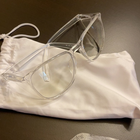 NWT clear square stoggles - Picture 6 of 6